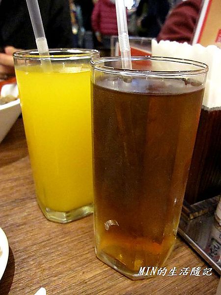 三田製麵所(柳橙汁,十六茶)